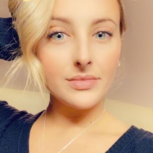 Meet your Posher, Krissy